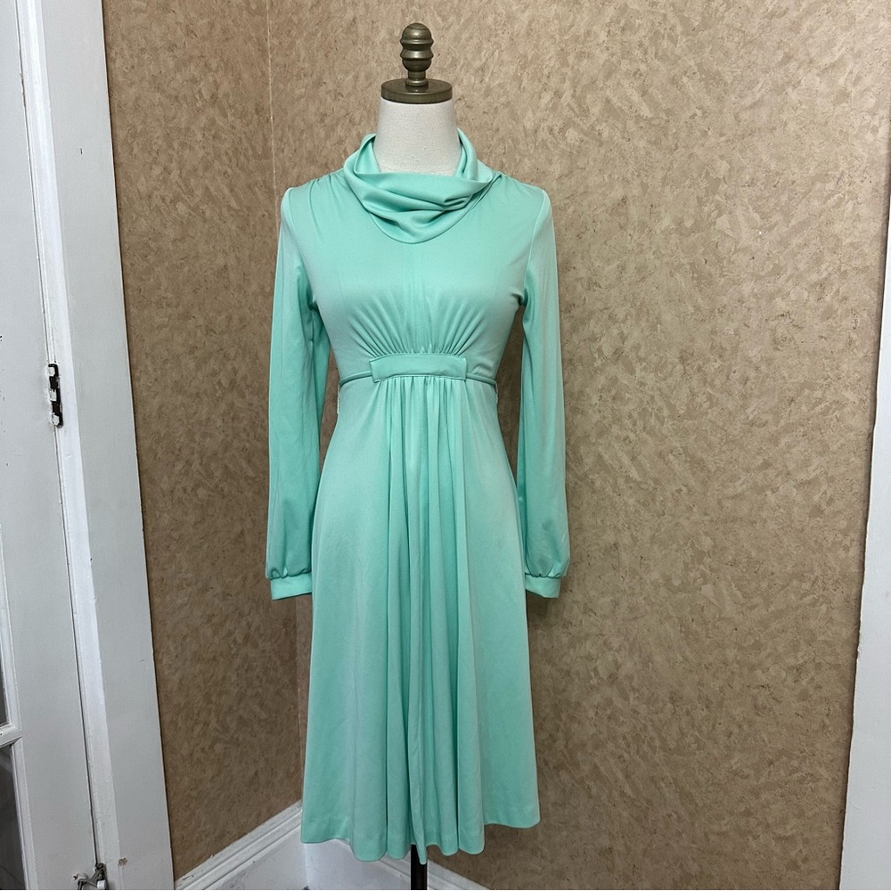 VTG 70s Disco Blue Elegant High Collar and Long Sleeve Midi Dress